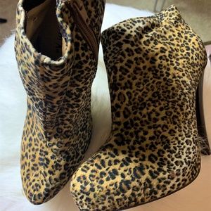 Heels,cheetah heels